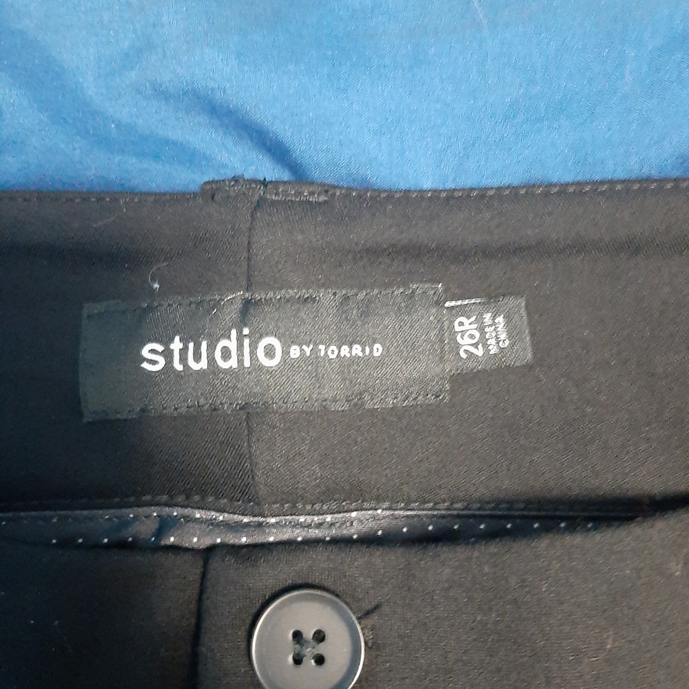 Trousers - Picture 2 of 2